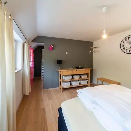 Spacious Home, Durbuy, Cleaning Included Holiday home